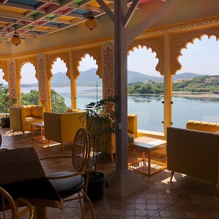Haveli Jai Durga At Pichola Lake Hotel Удайпур Екстериор снимка