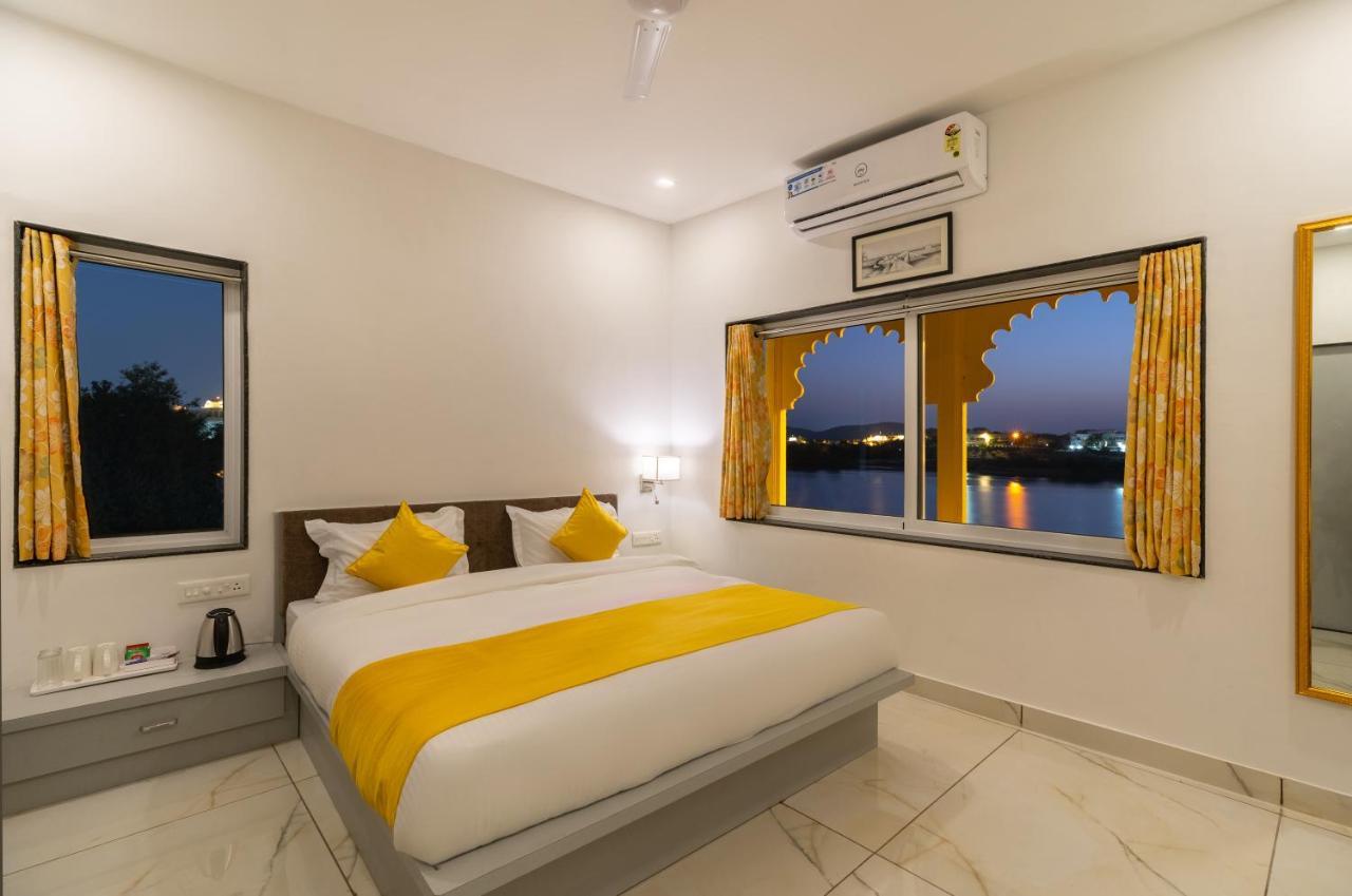 Haveli Jai Durga At Pichola Lake Hotel Удайпур Екстериор снимка