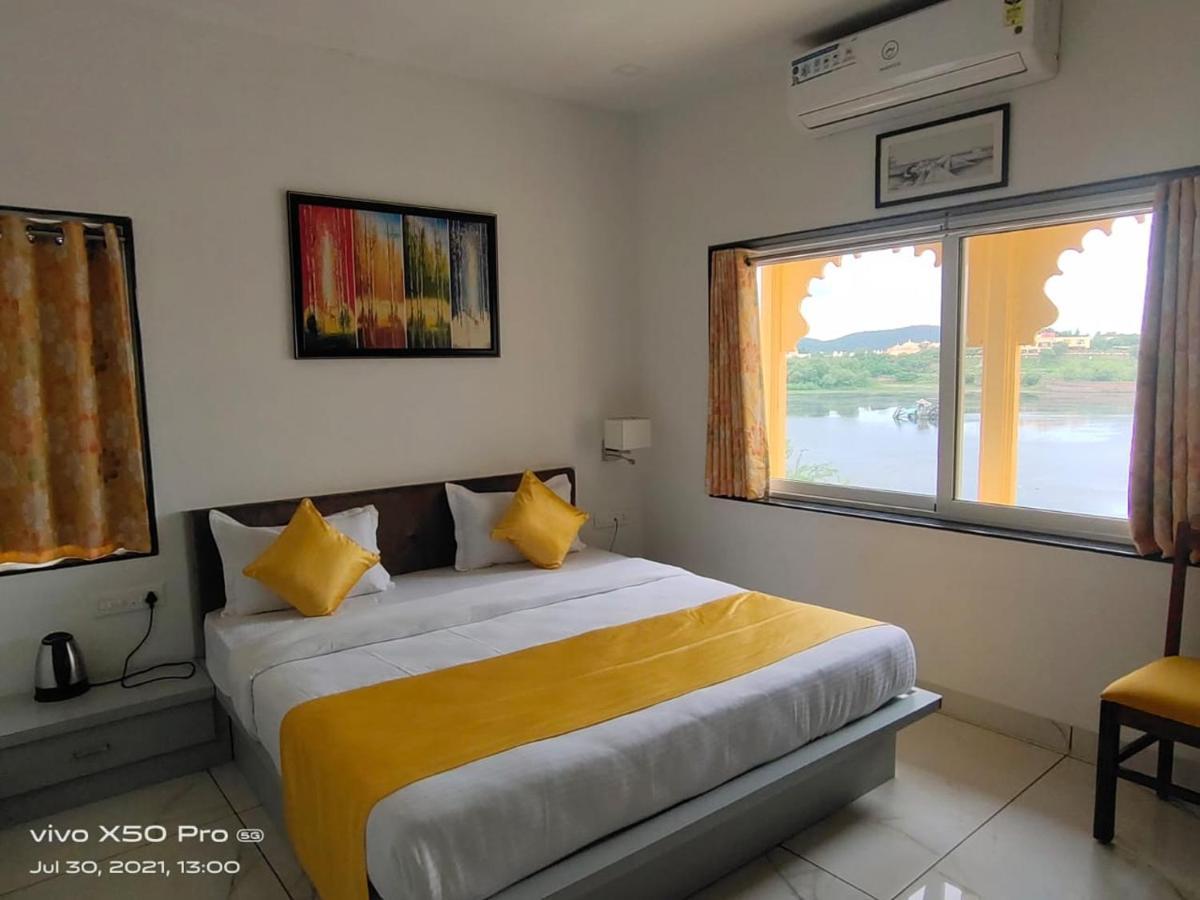 Haveli Jai Durga At Pichola Lake Hotel Удайпур Екстериор снимка