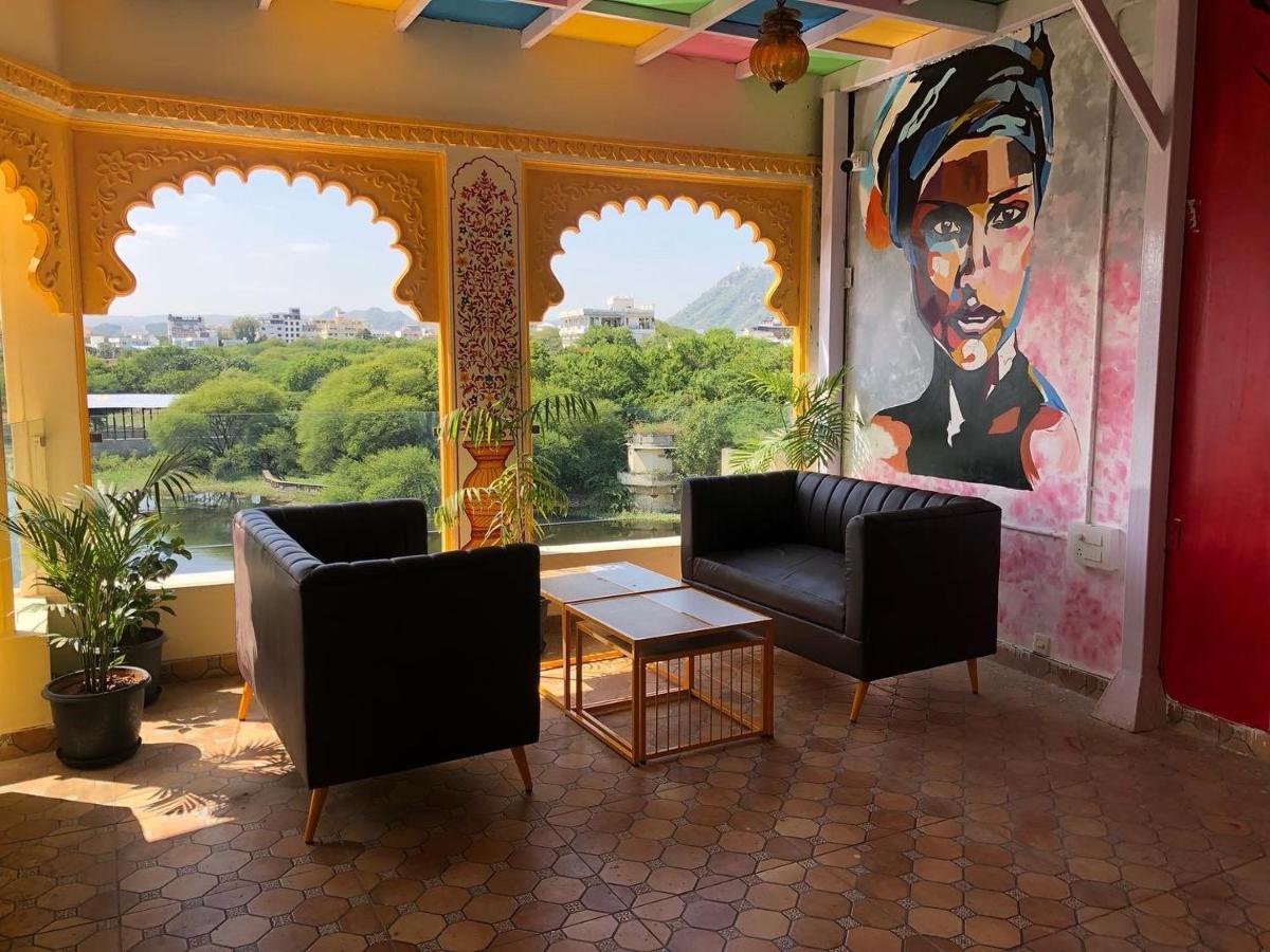 Haveli Jai Durga At Pichola Lake Hotel Удайпур Екстериор снимка